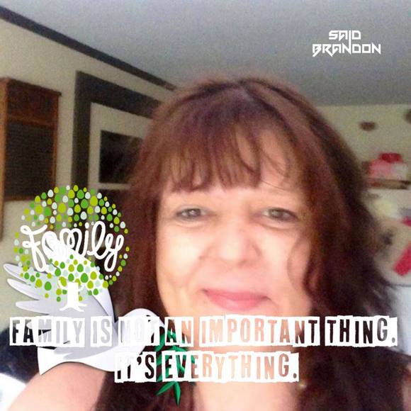 Poshmark profile picture for @broom
